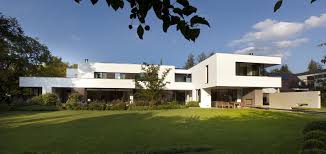 House I Beautiful Bauhaus Villa In Munich Germany 10 Stunning Homes Architecture Architecture House House Design