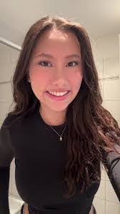 Amber Cumby's Instagram, Twitter & Facebook