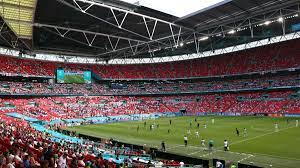 Die deutsche mannschaft unter druck: Fussball Em Fan Nach Sturz In Wembley In Kritischem Zustand Zdfheute