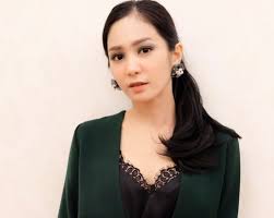 Find and follow posts tagged bunga zainal on tumblr. Bunga Zainal Lebih Prioritaskan Keluarga Bantennews Co Id