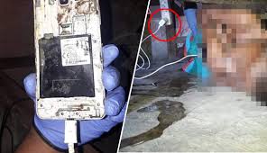 Semasa tarik zink itulah dia terkena renjatan elektrik. Budak Maut Terkena Renjatan Elektrik Ketika Bermain Handphone Yang Sedang Dicas The Reporter