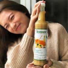Jika anda banyak menggunakan cuka apel mentah, akan terasa mahal kalau anda sering membelinya. Jus Bawang Putih Herbal Jahe Merah Lemon Cuka Apel Madu Cinnamon Herbakol Shopee Indonesia