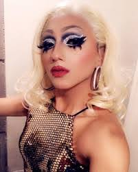 Charlotte Bloom's Instagram, Twitter & Facebook