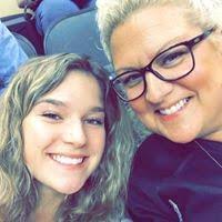 Lisa Tindell's Instagram, Twitter & Facebook