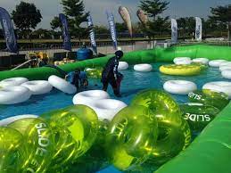 53,137 likes · 8 talking about this. We Went To Slide The City And It Was Ok Ninja Housewife