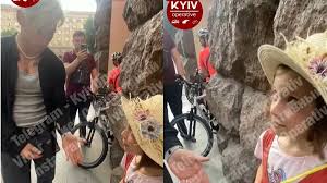 Пользователи соцсетей обсуждают курьез, произошедший в киеве в минувшие выходные: 7iwgu7qnjgz7xm