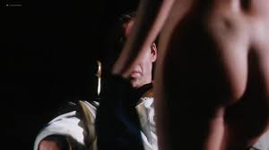 Lisa barbuscia (born june 18, 1971), also known as lisa b, is an american model, singer and actress known for small roles in a number of films, including bridget jones's diary, highlander: Nude Video Celebs Lisa Barbuscia Nude Serpent S Lair 1995