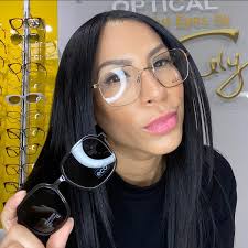 Si practicas algún deporte y necesitas espejuelos ¡Aquí tenemos los ideales  para ti! 🤓 Examen de la vista disponible, Dra. Yvette Mercado especialista  en ojo seco. LLAMA Y AGENDA TÚ CITA AL