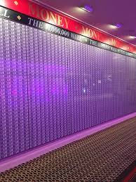 The Money Wall Yes Its Real Picture Of Horseshoe Casino Bossier City Tripadvisor