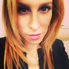 Is Dr. Jenn Mann a real therapist? Frequently asked questions about the  Family Therapy star