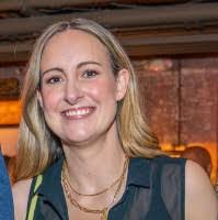 Karina Grant's Instagram, Twitter & Facebook