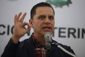 Ana lilia lópez, esposa de roberto sandoval, exgobernador de nayarit, pidió a amlo detener la mi esposo y mi familia han presentado desde 2017 todas las pruebas necesarias para desviar las. Esposa E Hija De Roberto Sandoval Asumen Defensa De Inmuebles Asegurados