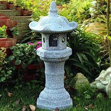 Amazon Com Zenggp Pagoda Japanese Garden Lantern Lmitation Stone Effect Hand Carved Garden Decora Japanese Garden Lanterns Gnome Statues Angel Garden Statues