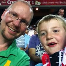 Robert Hammar (@robham2)