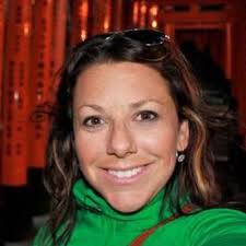 Aurora Elmore's Instagram, Twitter & Facebook