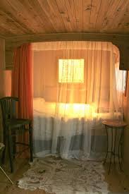 Curtain Panosundaki Pin
