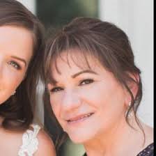 Renata Duncan's Instagram, Twitter & Facebook