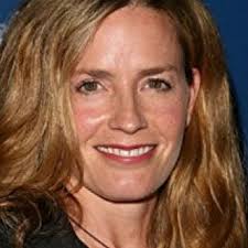 Elisabeth judson shue is an american actress, best known for her roles in the films the karate kid, adventures in babysitting, cocktail, bac. Elisabeth Shue Clothes Outfits Brands Style And Looks Spotern
