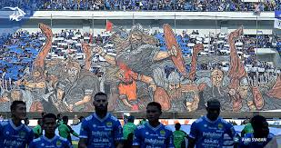 Four teams, persija, persib, arema, and persebaya, were distributed to separate groups to ensure they do not meet each other in order to mitigate security risks from travelling fans of these rivalling teams. Persib Bandung Berita Online Simamaung Com Arena Bobotoh Haru Biru Di Stadion Gbla