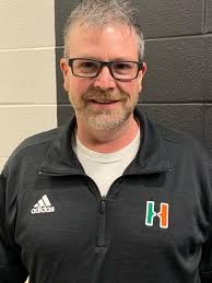 Kayce Scott's Instagram, Twitter & Facebook