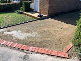 How to edge a gravel driveway. Tarmac Driveway With Paving Brick Edging In Southam Cherwell Drives And Patios