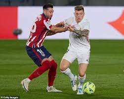 Dengan pogba, casemiro bisa digeser ke belakang tiga gelandang. Zidane Heaps Praise On F Ing Great Midfield After Real Madrid Beat Atletico Madrid Trends Wide