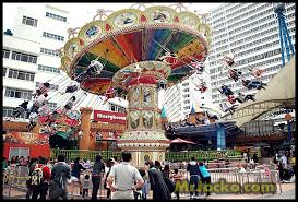 Senarai percutan best dan tempat menarik di genting highland 2021 dan aktiviti yang boleh buat pada waktu malam & siang, tiru genting highland adalah sebuah pusat peranginan tertinggi di malaysia. Tempat Menarik Di Genting Highland Untuk Dilawati Malaysia Ada Apa Di Genting Highlands Just My Din Genting Highlands Merupakan Tempat Pelancongan Tanah Tinggi Yang Sangat Popular Di Malaysia