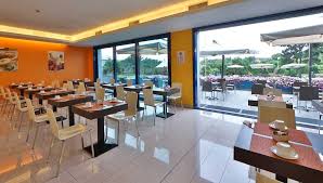 Situated in san bonifacio, this hotel is within 1 mi (2 km) of san bonifacio shopping center and abbey of st. Hotel In Verona San Bonifacio Bw Plus Soave Hotel Verona San Bonifacio