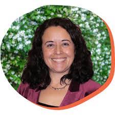 Danielle Pelham's Instagram, Twitter & Facebook