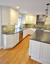 Acpi manufactures and distributes kitchen and bath cabinets throughout the united states under the echelon cabinetry and advanta cabinets brand names. Chester County Kitchen And Bath Kitchen Remodel Echelon Cabinets