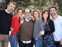 Les mystères de l'amour (feuilleton) : Les Mysteres De L Amour Fete Son 500e Episode Combien Coute Un Episode De La Serie De Tmc Mystere De L Amour Le Mystere Helene Et Les Garcons