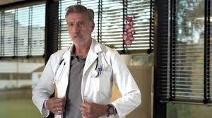 Emilio aragón es el protagonista de esta nueva promo lanzada por lasexta en calidad de experto sobre el coronavirus. Emilio Aragon Vuelve A Enfundarse La Bata De Medico De Familia En Lasexta As Com