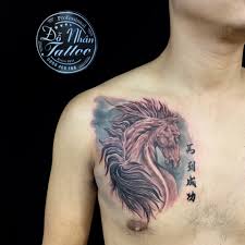 Hiểu được những lo lắng của mọi người do đó chúng tôi đã tổng hợp 20 điều cần tránh khi vừa mới xăm xong đầy đủ và chuẩn nhất để gửi tới các bạn độc giả thân thương. Hinh XÄƒm Con Ngá»±a Biá»ƒu TÆ°á»£ng Sá»± Ä'á»— Nhan Tattoo Studio Facebook