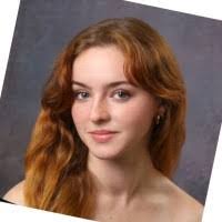 Heidi Ash's Instagram, Twitter & Facebook