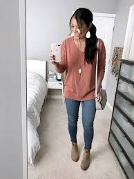 Daily Outfits 37 Outfits For Early Fall Casual And Business Casual Sweater And Jeans Outfit Light Jeans Outfit Daily Outfits
