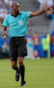 Referee (Association Football) - Wikipedia