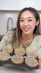 Baking hack part 18: How to line a muffin tin 🧁, A quick and easy hack  when you have no muffin liners and you want to bake some delicious muffins  🤤, Did you know how to do this?!, ., ., ., ...