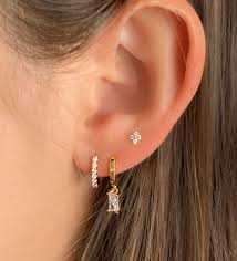 نتیجه جستجوی لغت [studs] در گوگل