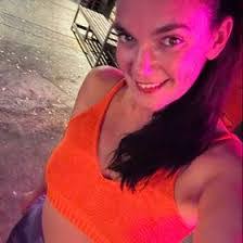 Kari Titus's Instagram, Twitter & Facebook