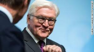 Trump würde sagen, das hier ist fake. Frank Walter Steinmeier Can Germany S Anti Trump End Merkel S Political Crisis Cnn