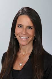 Kelly Riggle's Instagram, Twitter & Facebook