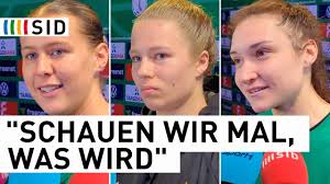 Samt Lacher: Werder-Frauen haben "Geschichte geschrieben", HSV "hat alles  auf dem Platz gelassen"
