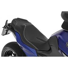 Here's is what is missing from the australian bmw f900r (that is standard in europe or the us): Wunderlich Low Seat Bmw F900r F900xr