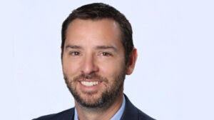 Canon captive in network supplier leasing deal