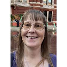 Helen Sizer's Instagram, Twitter & Facebook