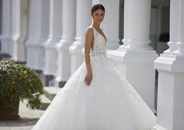 Leider sehe ich keine preise. Pronovias Brautkleider Steinecker Brautmode