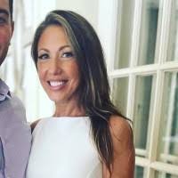 60+ "Auteri" profiles