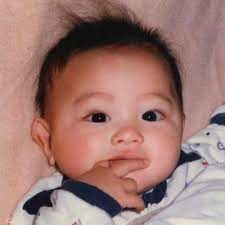 この時からほぼ顔が変わってない」瀬戸康史、“ぱっちりおめめ”が可愛いらしい赤ちゃん時代の写真を公開 | 話題 | ABEMA TIMES |  アベマタイムズ