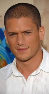 Wentworth earl miller iii was born june 2, 1972 in chipping norton, oxfordshire, england, to american parents, joy marie (palm), a special education teacher, and wentworth earl miller ii, a lawyer educator. Wentworth Miller Imdb