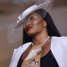 Who is Madam and Carla's sister working for?